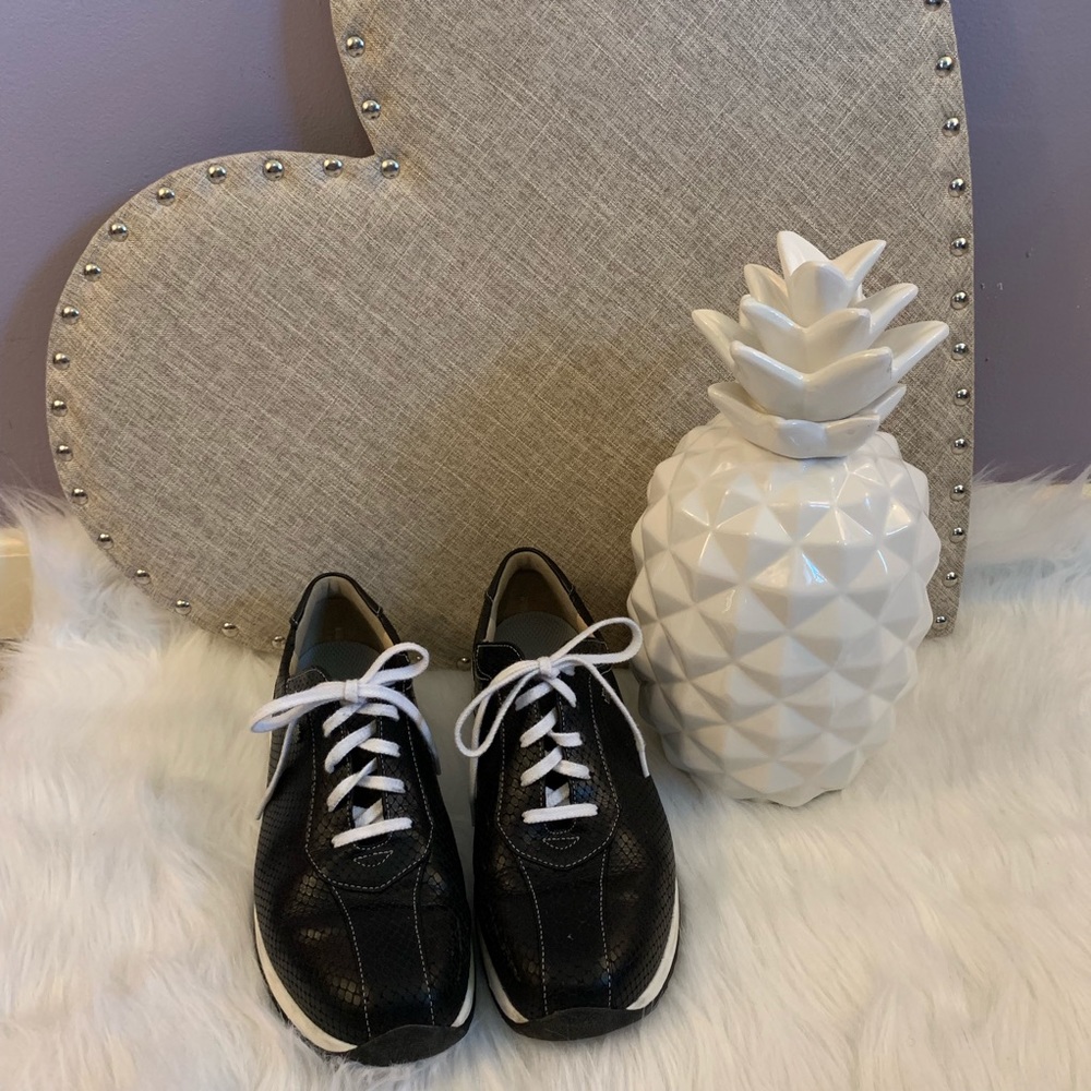 Finn Comfort Germany Sarnia Leather Lace-up